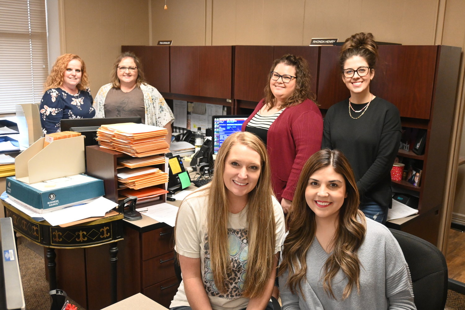 Court Clerk Deputies Box Up Files The Altus Times