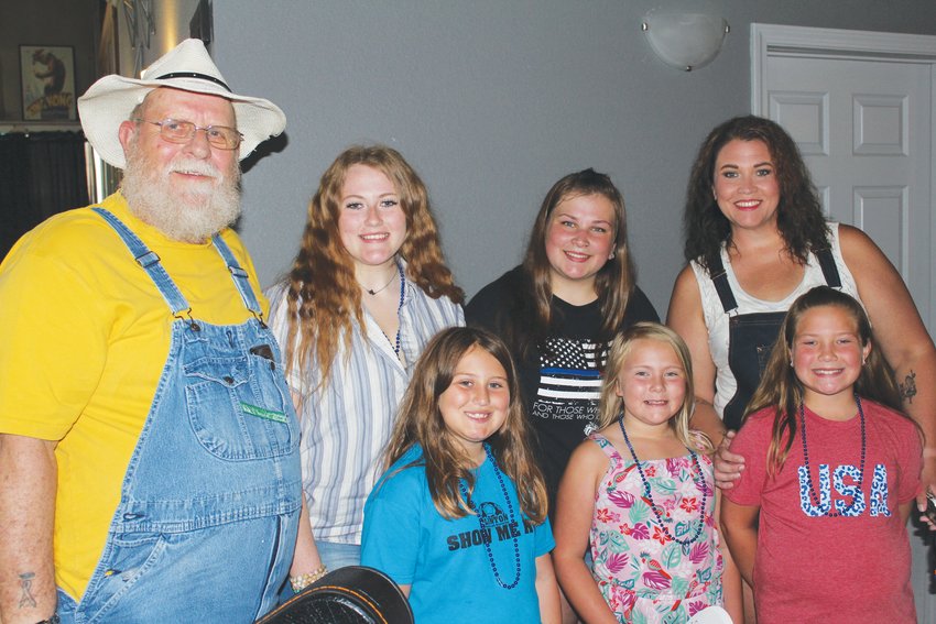 A PREVIEW PERFORMANCE was on tap at the Heartland Community Theatre last Saturday.  Performer Jerry Day visited  with granddaughters Embree, Arianna and Gwen, and their  cousin, Ella Huggins, her sister, Abrynn Maxwell, and Jerry&rsquo;s daughter, Jaime Campbell, who&rsquo;s also in the show.