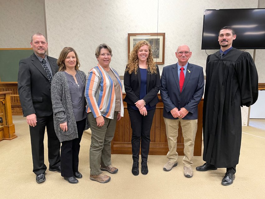 The oaths of office for new elected officials for Henry County were administered Friday, December 30, at the Henry County Courthouse. Both Judge Harold Dump and County Clerk Rick Watson administered the oaths. The elected officials sworn in were (left to right): Henry County Clerk Rick Watson, Circuit Court Clerk Wendy McGhee, Recorder of Deeds Gail Perrymann, Prosecuting Attorney LaChrisha Gray, Presiding Commissioner Jim Stone, and Circuit Court Judge Harold Dump.