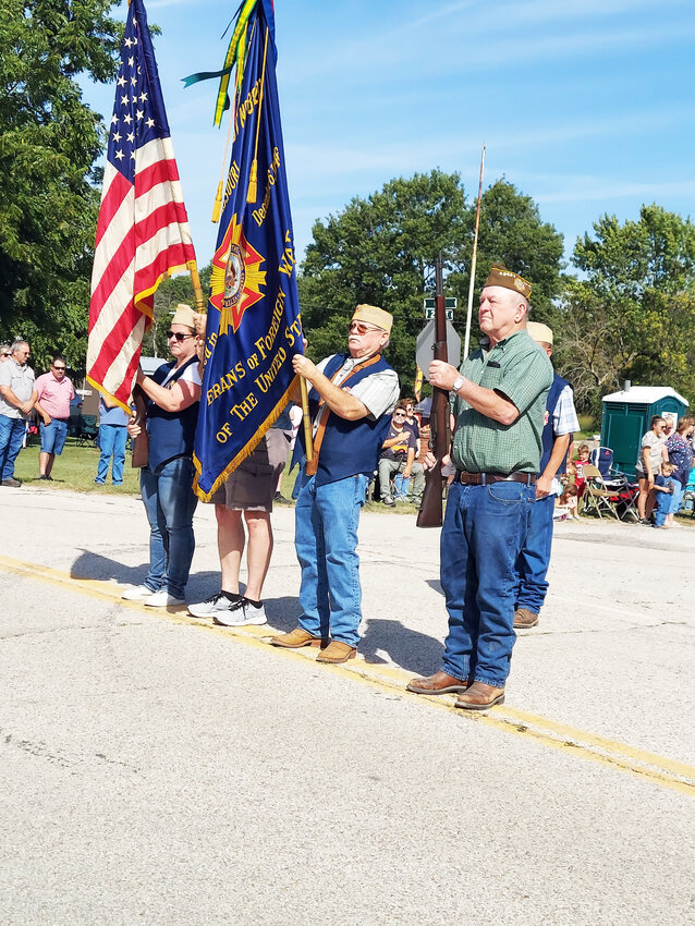 COMMUNITY MEMBERS CAME TOGETHER to mark Deepwater as Purple Heart City in Honor of Veterans.