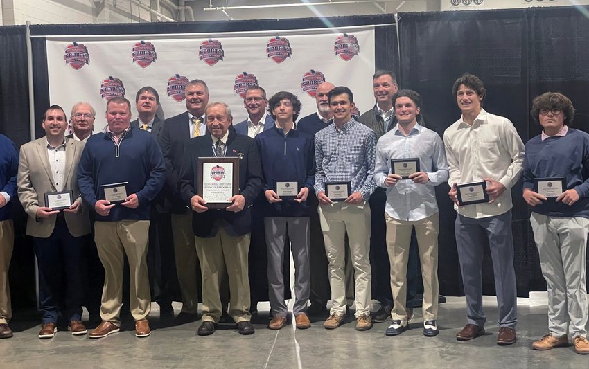 Past and present representatives of Helias Catholic High School&rsquo;s boys&rsquo; golf program gather in Springfield for the program&rsquo;s induction into the Missouri Sports Hall of Fame.