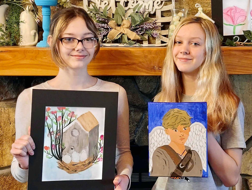 Harper Sane (left) and Sarah Sane display their entries for Murray Arts Council&rsquo;s Student Art Show on April 7-9 at the MAC building in Chatsworth.
