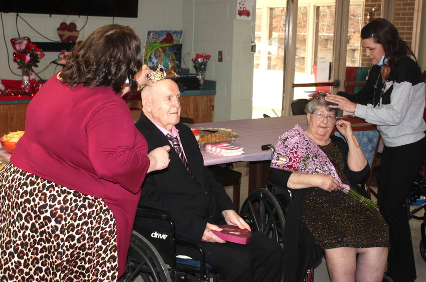 Loran Snell and Linda Lunsford on Friday were crowned Valentine's Day king and queen at Chatsworth Health Care Center.