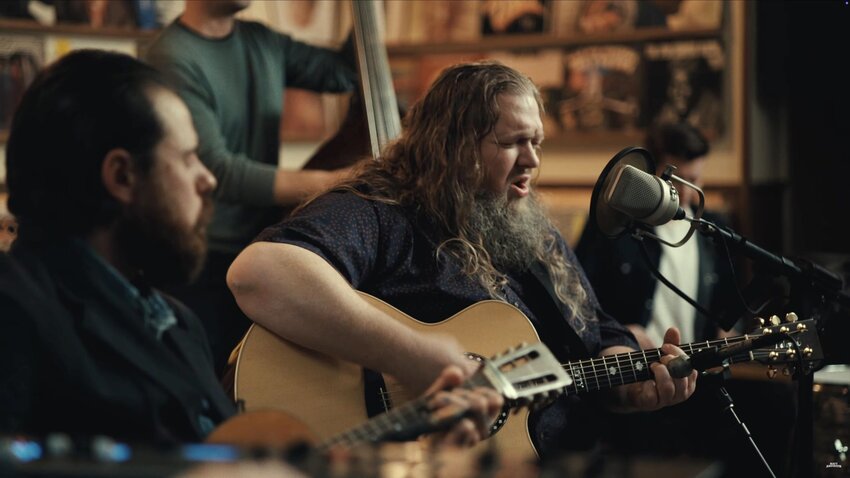 Matt Andersen will be playing in Rockport at Shalin Liu on May 6th.