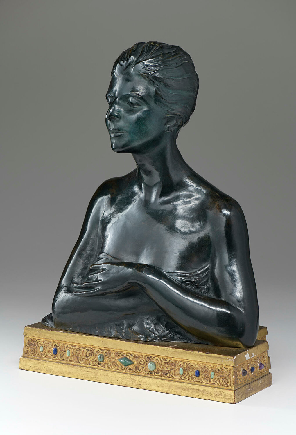 Anna Coleman Ladd’s bronze bust of Maria de Acosta Sargent purchased in 1915 by Isabella Stewart Gardner, can be seen today in Boston’s Isabella Stewart Gardner Museum’s Macknight room.