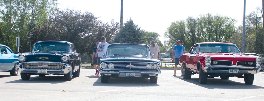 Cars sit and wait for Blair Cruise Night to begin on May 15.