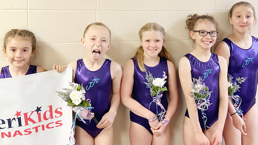 Level 1s competing were (left to right) Makenna Larson, Annabelle Freese, Clara Bittner, Rachel Gatewood, and Kaylee Raue.