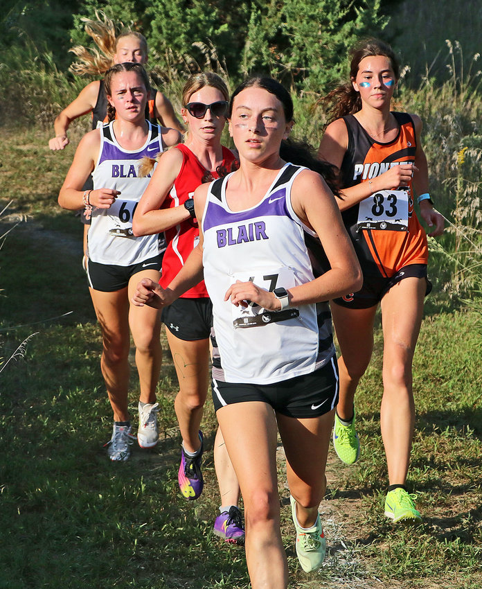 The Bears' Reece Ewoldt leads a pack of runners including Allie Czapla, left, and Fort Calhoun's Bria Bench, right, Thursday at Otte Blair Middle School.