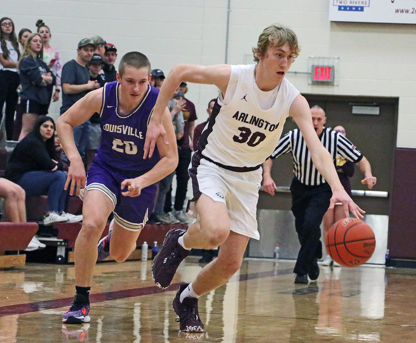 Eagles pick up Senior Night win in boys hoops | Arlington Citizen