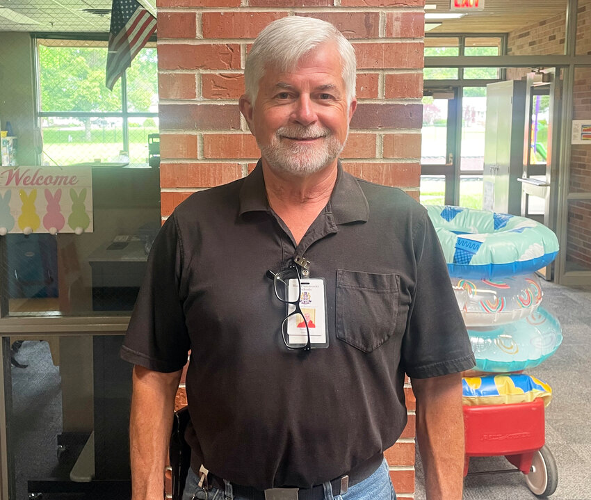 Longtime custodian retires after 36 years in Blair district ...