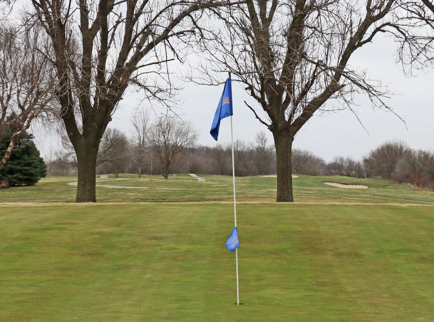 River Wilds Golf Club stays open to those who want to play Washington