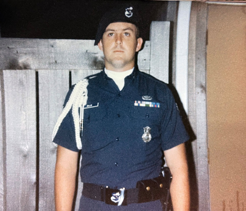 Kevin Willis was accepted to the 3906th's Strategic Air Command's Elite Guard at Offutt Air Force Base in Bellevue, a specialized security unit of the 3902nd Air Police Squadron, where he served from 1984-87.