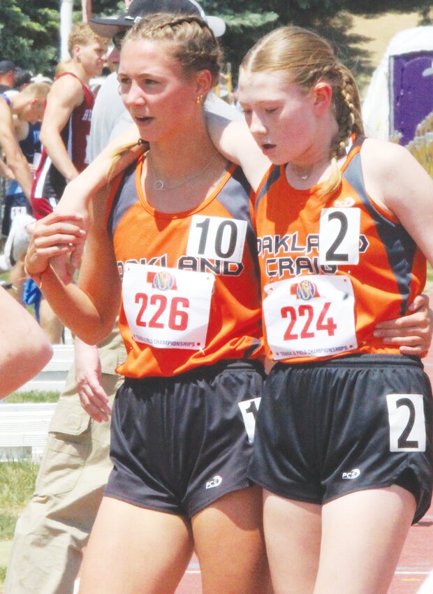 Nothing left to give, Chaney Nelson and Carolyn Magnusson ran their hearts out at the state track meet 800m.  Chaney recorded a time of 2:17.95 placing 7th and Carolyn came in at 2:24.69.
