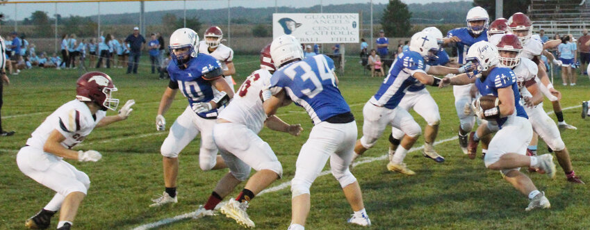 Gavin Hardeman closes in for a tackle against GA Bluejays.