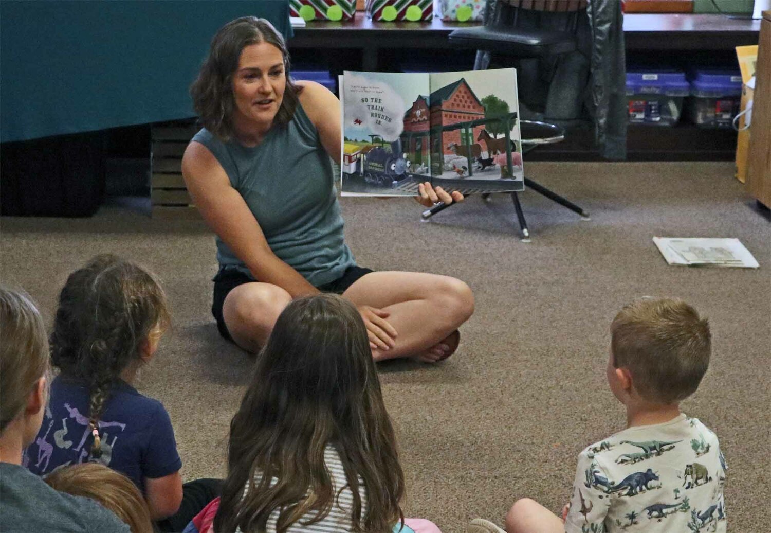 Children’s book author visits Arlington library and tells her story