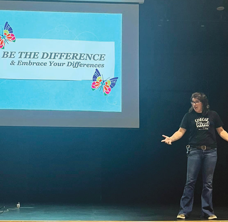 Justine Kougl, Tour of Kindess founder, shared an important message with De Smet students. She reminded them that words make a difference. Students filled the Midstate Theatre in the Event Center. Kougl, with Tour of Kindness, shared a message about how each person can make our world a better place. Her message was specific to the age group that she was speaking to, but her message was CHOOSE KINDNESS for everyone.