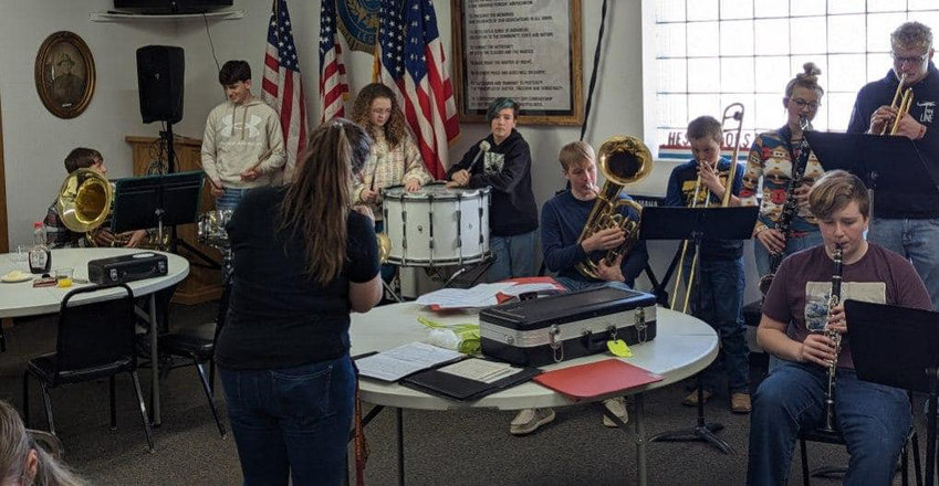 The De Smet Music Boosters, along with the De Smet American Legion, hosted a pancake feed on Sun., April 2. While eating breakfast, patrons enjoyed music provided by members of the music department.