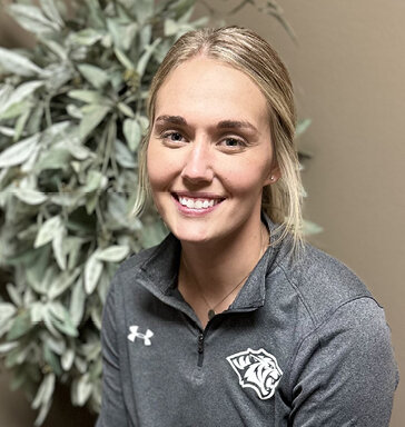 Rylie Osthus looks forward to helping others in the area at Dakota Family Chiropractic.