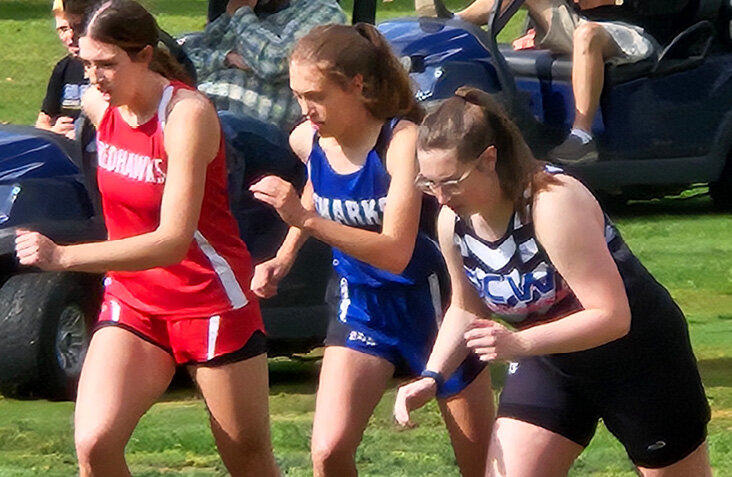 Mallory Carlson takes off in the girls varsity run in Lake Poinsett.