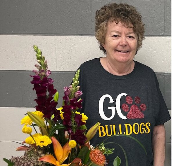 After 39 years of working for the De Smet School District, Cheryl Tangen, librarian, has retired.