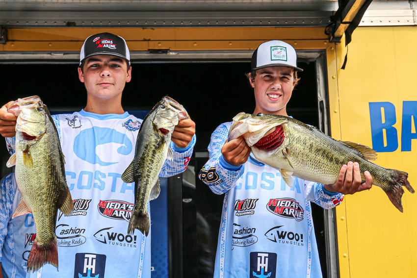 College: Lake Norman Day 1 weigh-in - Bassmaster