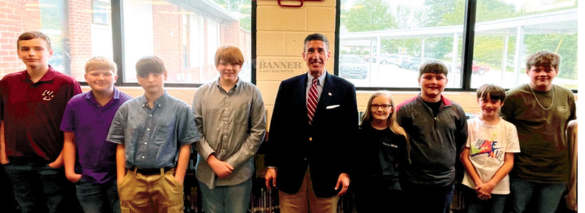 Congressman Kustoff Visits students at West Carroll Elementary School.