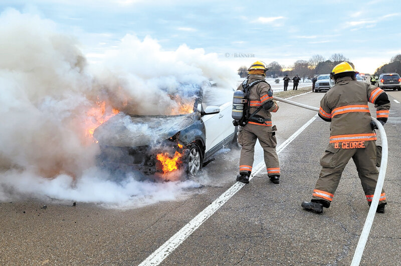 A Kia Sorento was destroyed by fire on Monday, January 22.