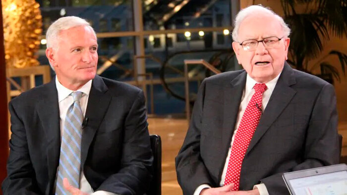 Jimmy Haslam, CEO of Pilot Flying J., and Warren Buffett, Chairman and CEO of Berkshire Hathaway.