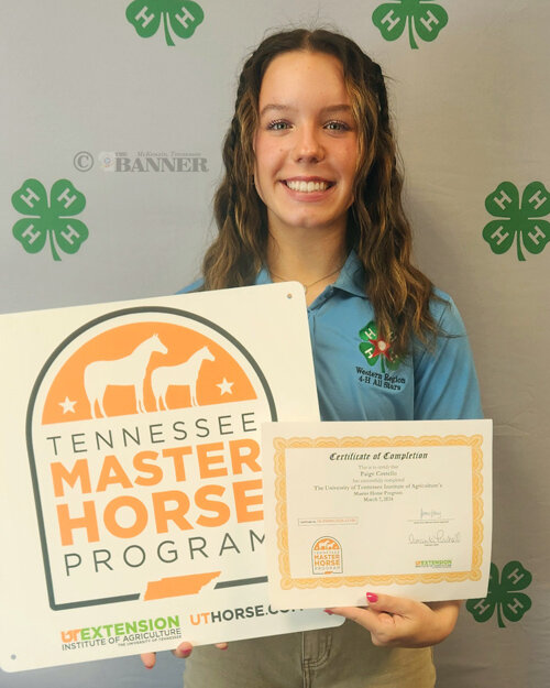 Paige Costello recently completed the 4-H Master Horse Program.
