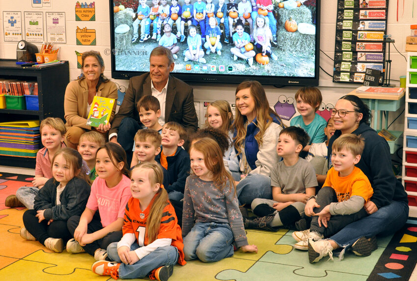 Lee stopped in to read a story in Mrs. Ashley’s class at Huntingdon Primary School.