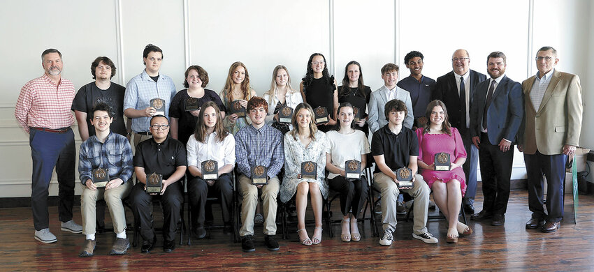 TOP ACT Scores were achieved by 17 high school seniors in Carroll County: (Front l-r) Nate Moore, Daniel Ou, Elijah Carter, Nolan Foley, Lainey Bales, Anna Grace King, Brilynn Hampton, Mary Williams, (back l-r) - Macon Bullock, Sawyer Sutton, Samuel Freeman, Amelia Yeager, Briley Arnold, Hannah Lee, Rachel Essary, Allyson Gibson, Carter Kee, Tylan Johnson, Chamber Executive Brad Hurley, County Mayor Joseph Butler, and Chamber Boardmember David Duncan.