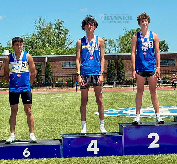 Shawn Simpson (left) finished sixth and Blaine Todd (right) second in the 3200 meter.
