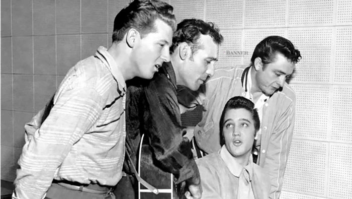 The Million Dollar Quartet (from L to R): Jerry Lee Lewis, Carl Perkins, Elvis Presley and Johnny Cash.