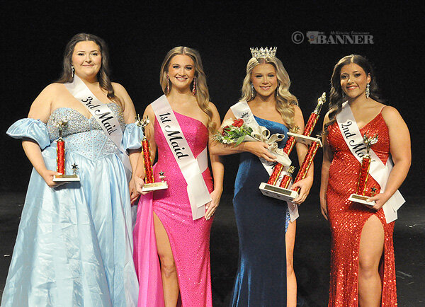 20260420-213118-411-web2-McK-pageant-MissMcK-court-DSC_0189.jpg