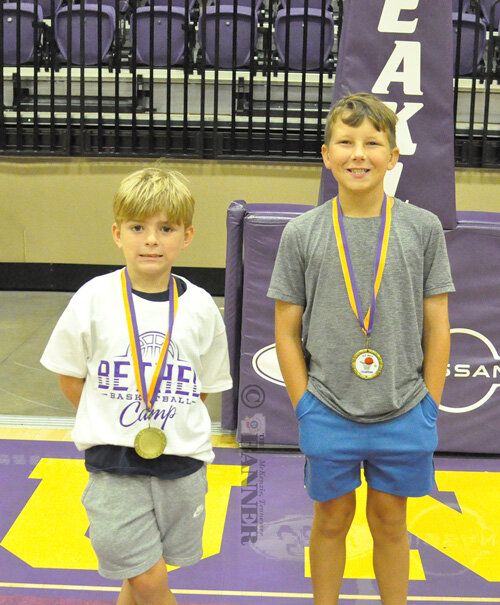 20260628-181033-d9b-web2-CoachBritt-10U-winners-DSC_0022.jpg