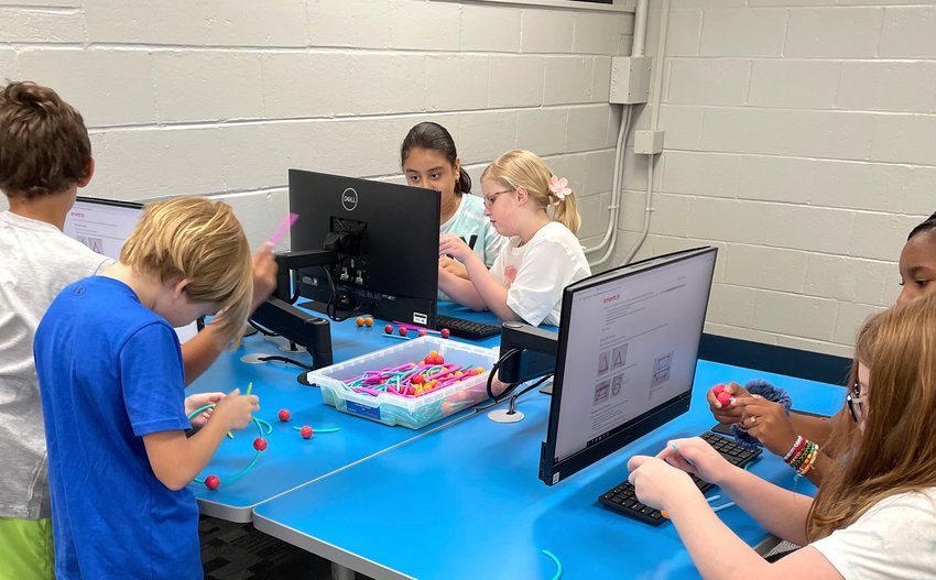 Maddox Intermediate students work on a project in the school's new SmartLab.