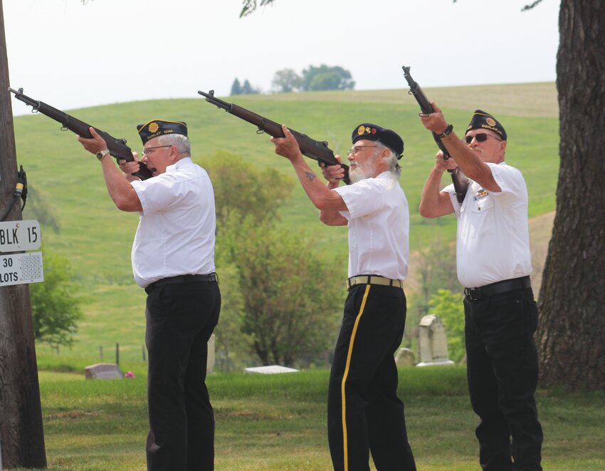 Members of the Honor Guard rendered a rifle volley.