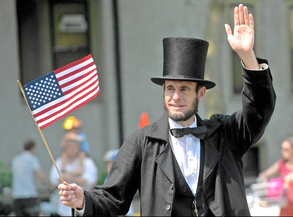 Kevin Wood, who portrays Abraham Lincoln, will be in Mapleton at the Fisher Whiting Memorial Library on Thursday, Sept. 22 at 1 p.m.