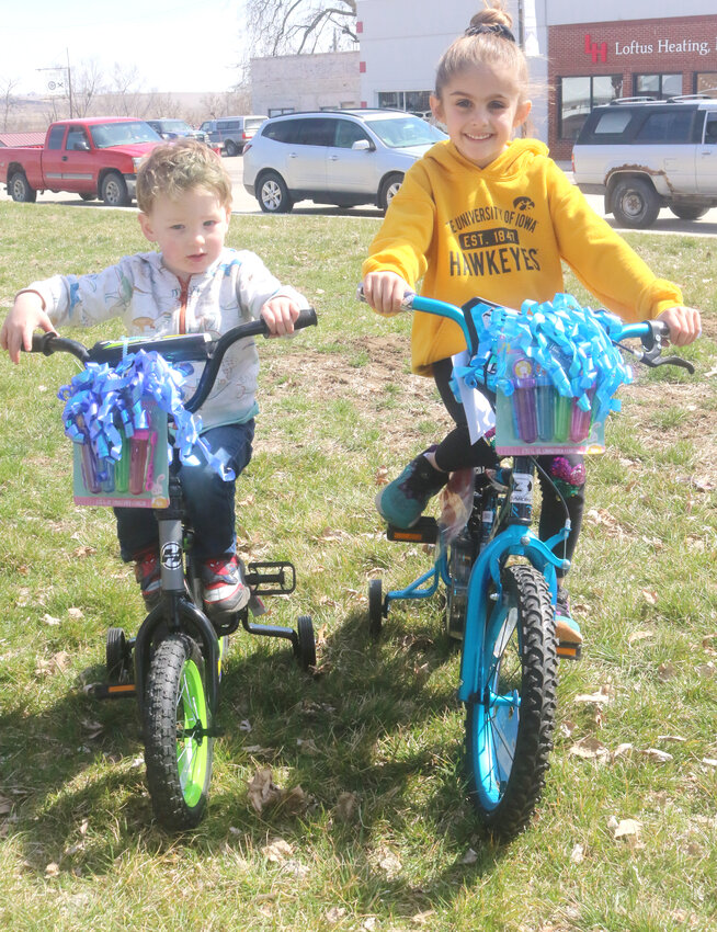 Logan Easter Egg Hunt, Grand Prize Winners:  Greysen Barker (left) and Everly Foutch.