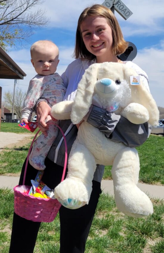 Logan Chamber Easter Egg Hunt / Grand Prize Winners:  Charleigh Hicks, with daughter Georgia Hicks.