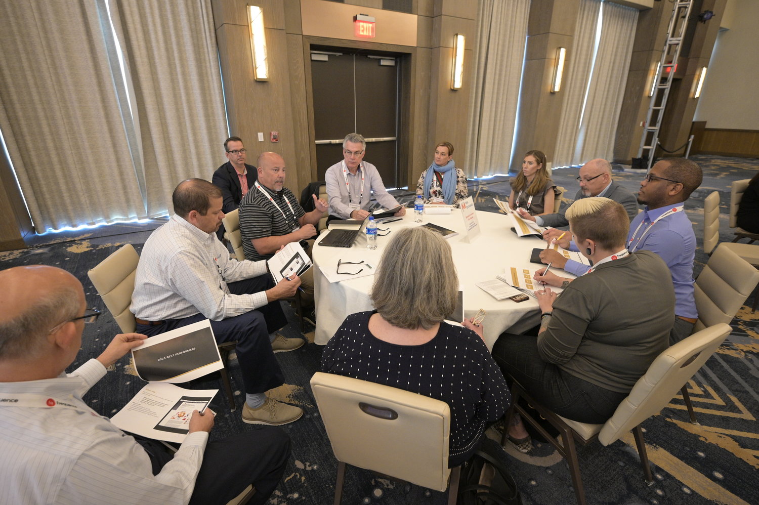 Branded content was the topic at this Roundtable, led by Howard Griffin, SVP, national sales, Gannett/USA TODAY Network. (Photo by Phelan M. Ebenhack)