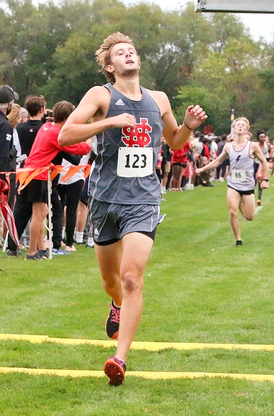 North Scott senior Luke Crawford advanced to this week's state meet with a solid 12th-place finish at last week's district meet.