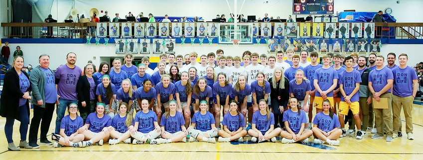 The Wilton and Durant girls' and boys' basketball teams all came together between games on Tuesday (Jan. 25), to show their support and to demonstrate the importance of organ and tissue donations. Durant held its annual Green Out event, and raised more than $4,400 for the Iowa Donor Network.
