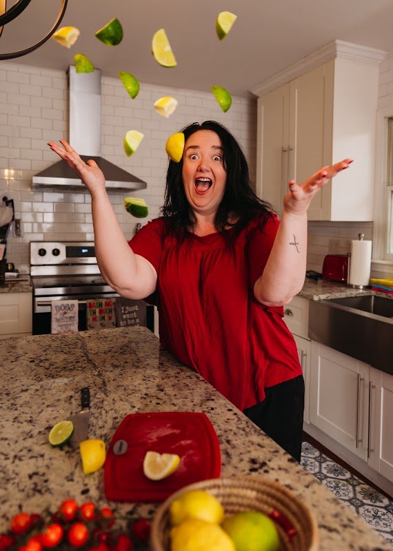 This Nashville Influencer's  Cookware Set Find Is Viral For Being A  Kitchen 'Game-Changer' - Narcity