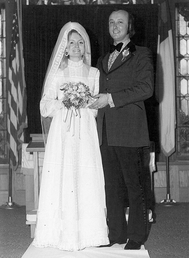 Mr. and Mrs. Gary Rohwer