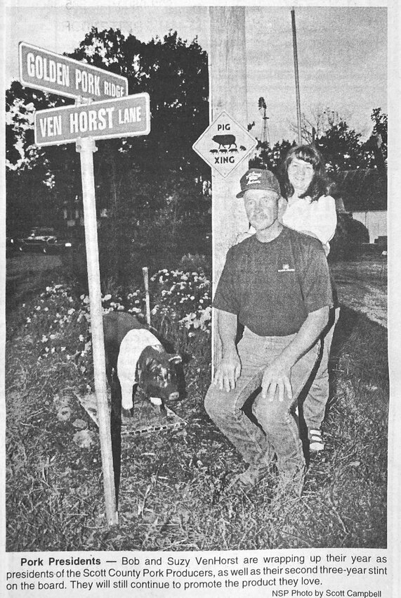 1998: Bob and Suzy VenHorst wrap up their year as Scott County Pork Producers presidents.