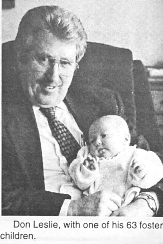 1999: Don Leslie and one of his 63 children.