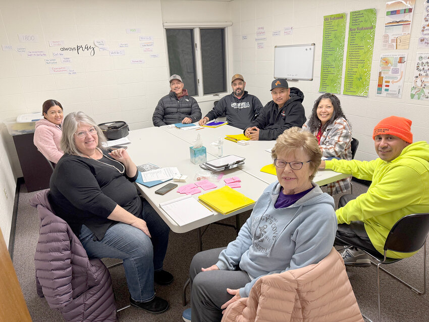 Ana Lopez, Jose Verdinez, Jose Murguia, David Hernandez, Jacky Ortiz, Ricky Ortega participate in a citizenship class taught by Jan Koellner and Melody Russell.