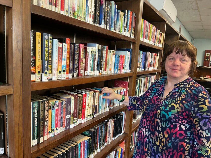 The new librarian at the Bennett Public Library is Brenda Fox.