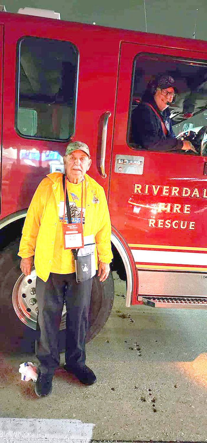 Riverdale firefighters welcomed former chief Floyd Bruns back from an Honor Flight to Washington D.C.